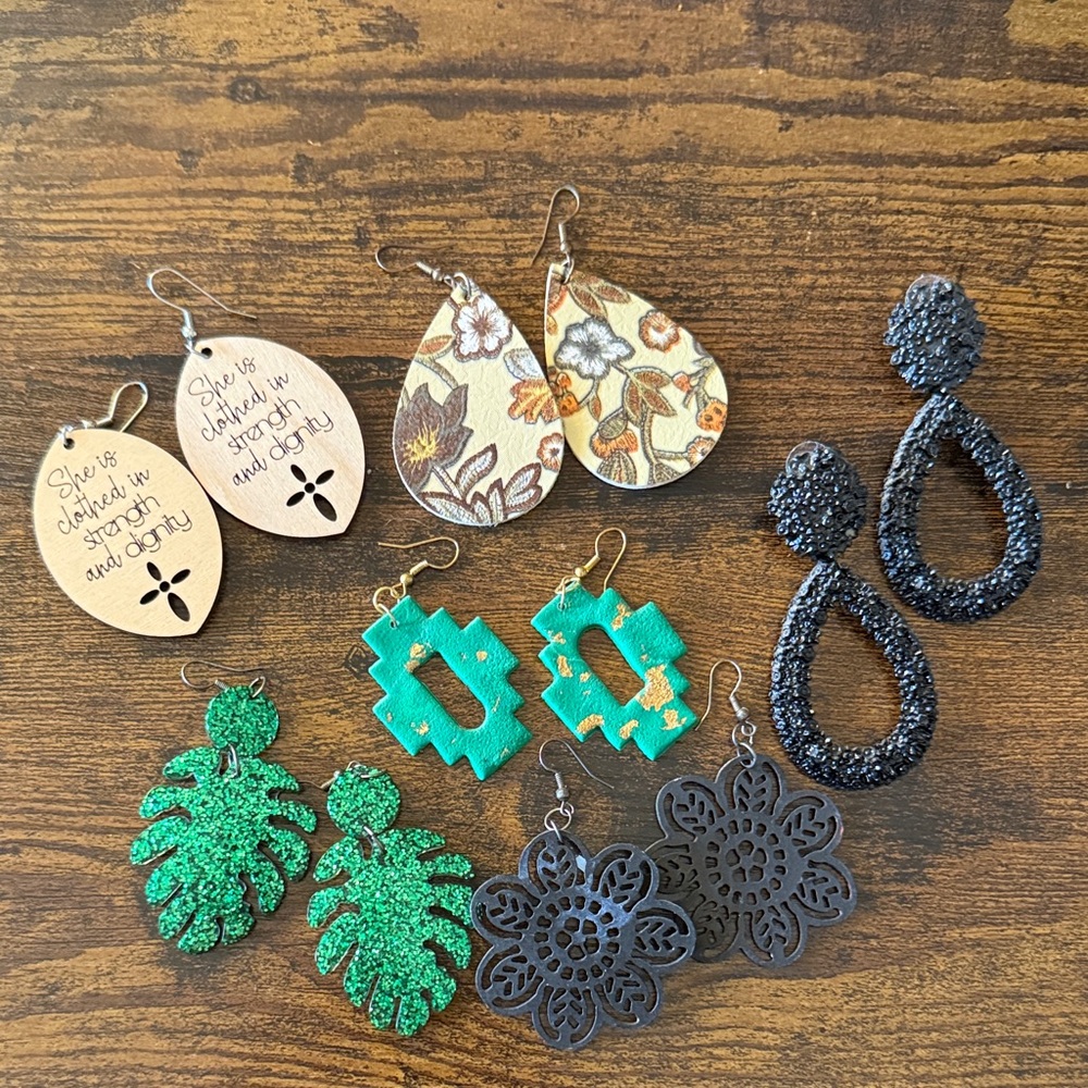 Floral and Glitter Earring Set